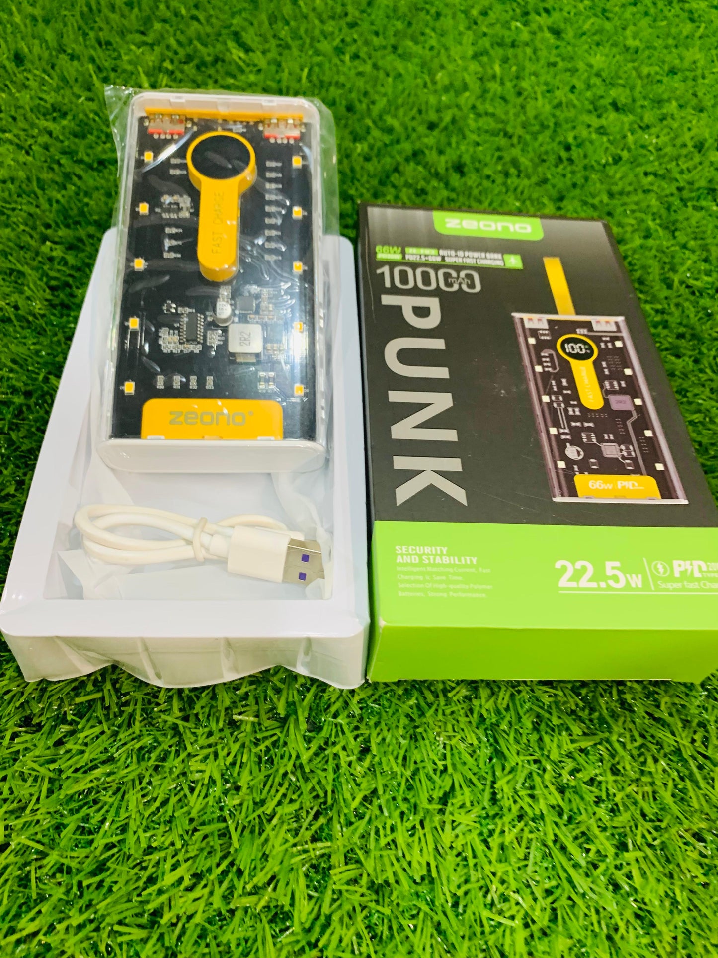 Zeono 10000mAh Power Bank
