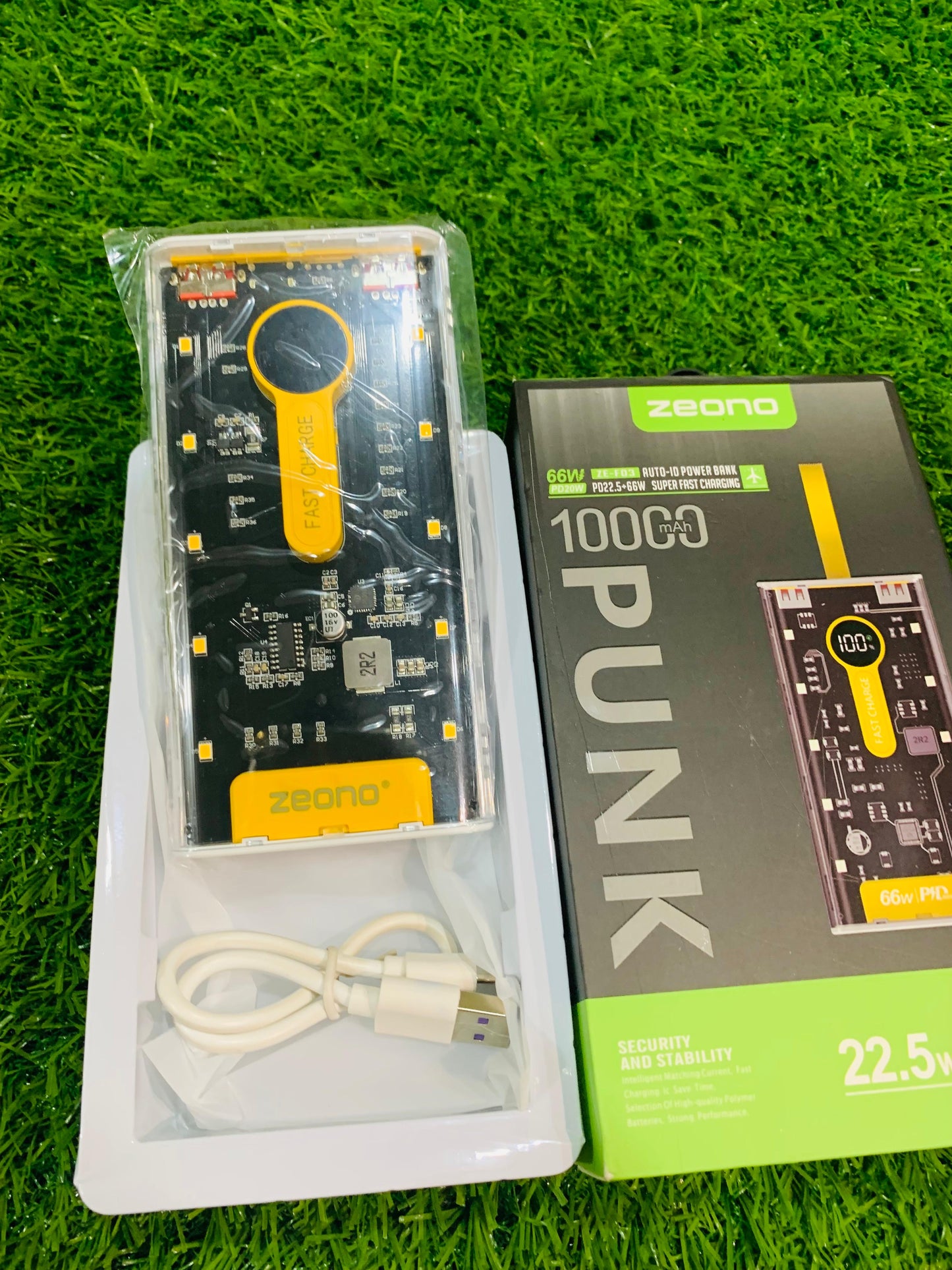 Zeono 10000mAh Power Bank